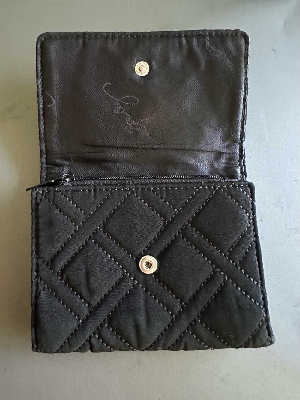 Vera Bradley Black Quilted Logo Tri-Fold Wallet Snap Closure ID Window - Picture 3 of 10